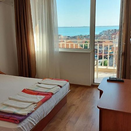Guest House Rona - Free Parking And Sea View Sveti Vlas Εξωτερικό φωτογραφία