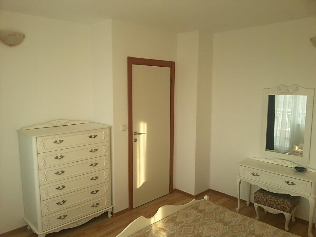 Guest House Rona - Free Parking And Sea View Sveti Vlas Εξωτερικό φωτογραφία